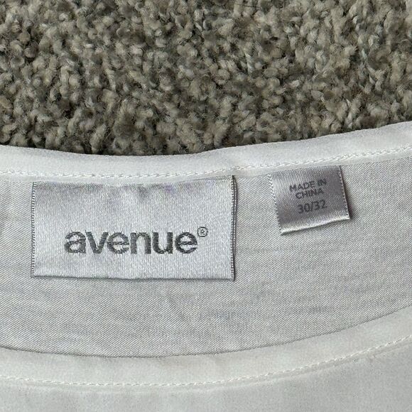 Avenue Sleeveless Pleated Top Bright Cream Plus Size 30/32 - Picture 7 of 10